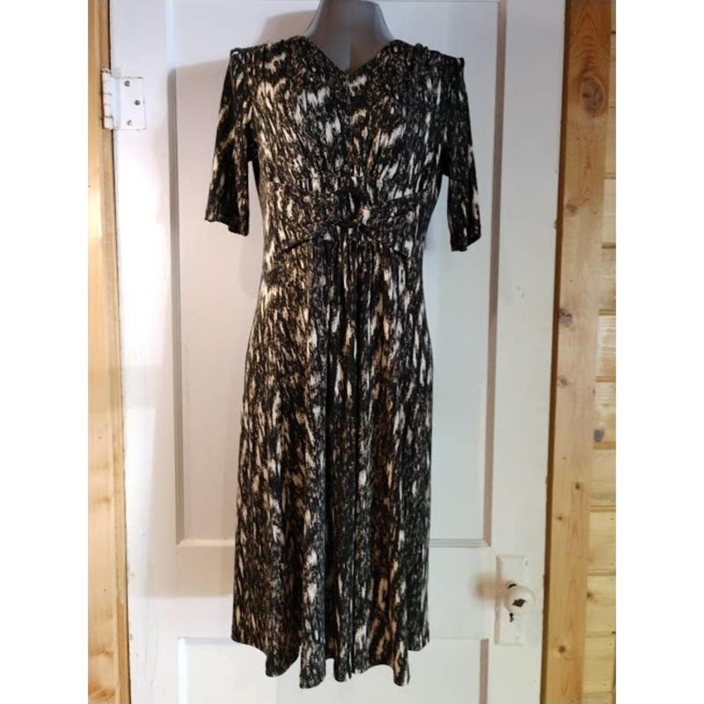 Nina Leonard Dress. Black and Cream Size Small with Abstract Design